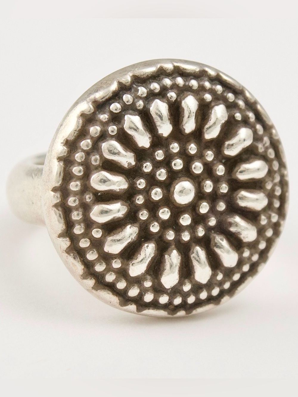 Sterling Silver Ring with Floral Concho or Mandala Design Size 5.5 Artist Signed